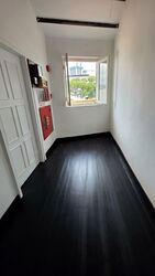 North Bridge Road (D7), Office #549582951
